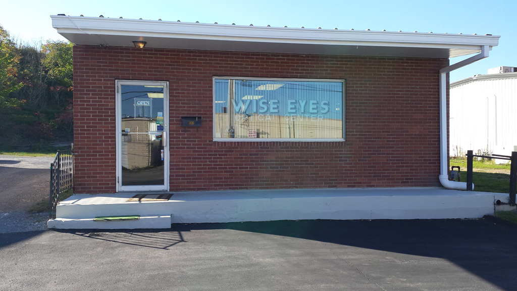 Philipsburg Wise Eyes Optical Exterior